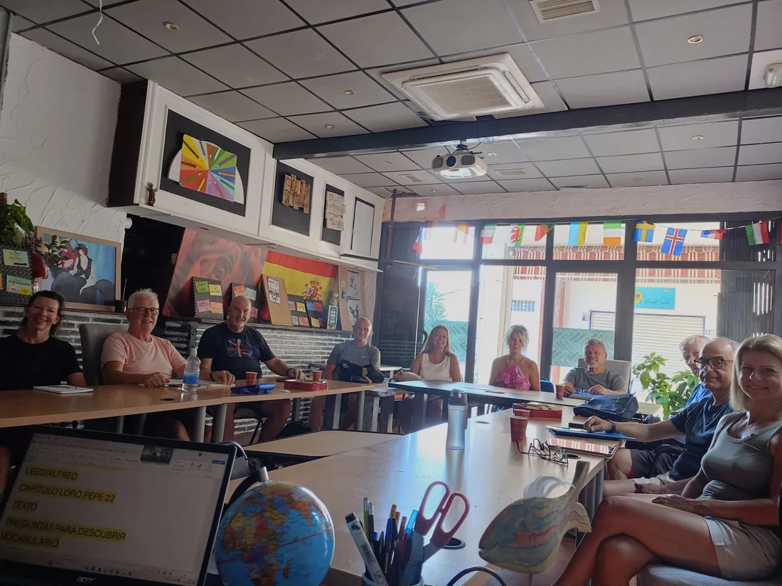 La salle avec le mur vitré, pendant un cours